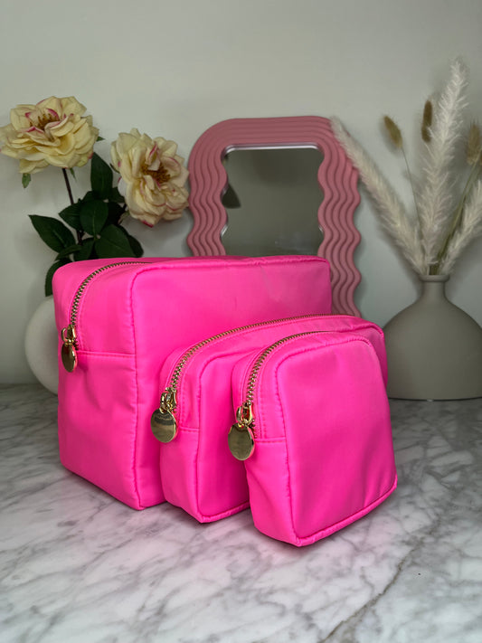 Unlock the Ultimate Glam: Exclusive Black Friday Deal on our Makeup Bag Trio Set!